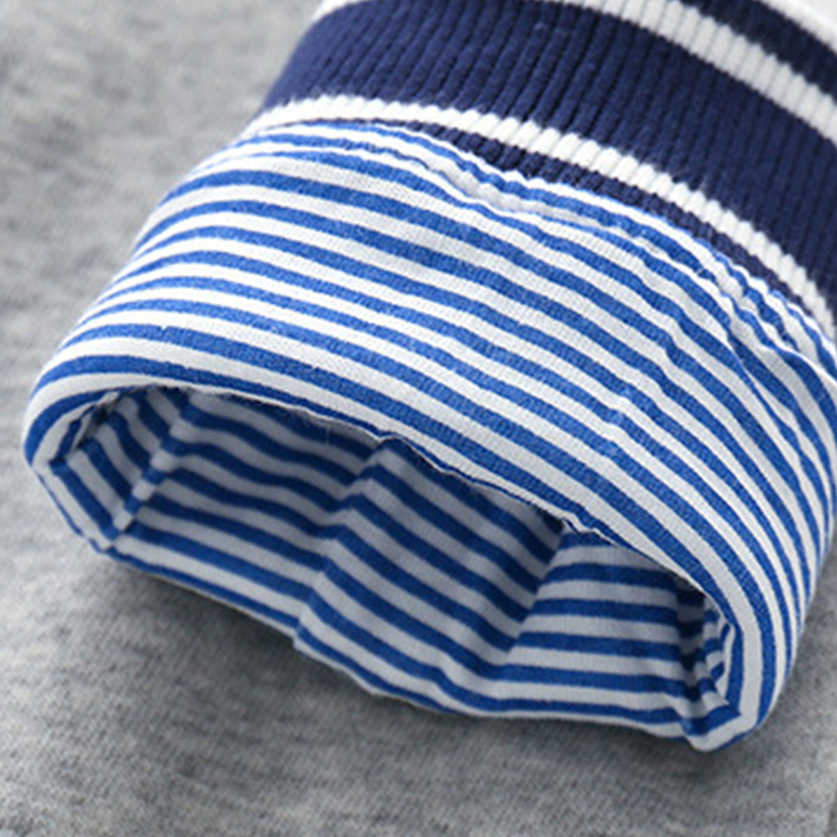 Geaca tricotata cardigan pentru copii