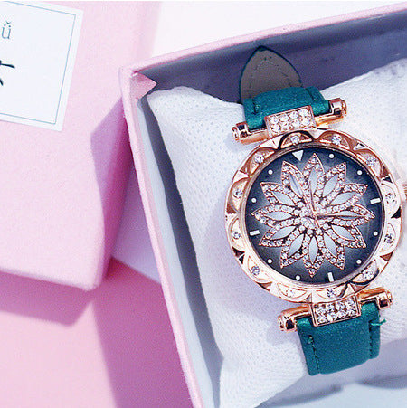Ceas de dama cu efect de diamant