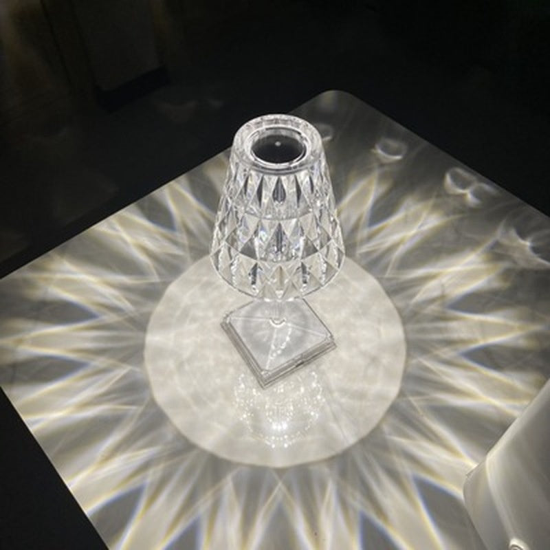 Lampa de masa cu efect de cristal