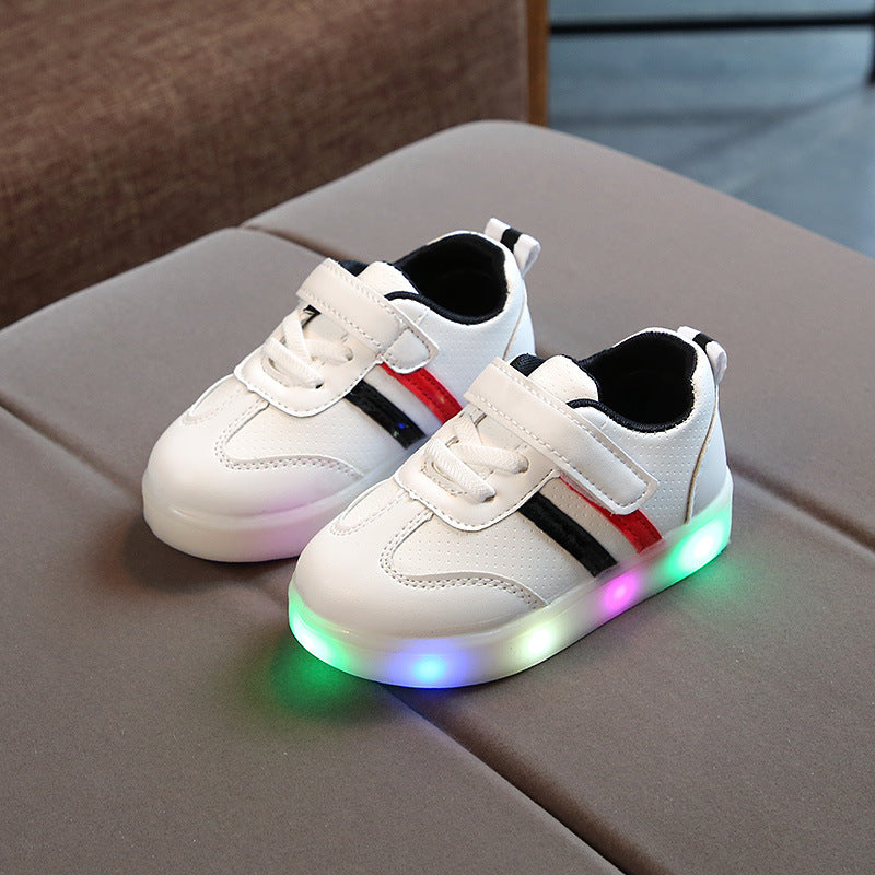 Adidași pentru copii cu lumină LED în pas