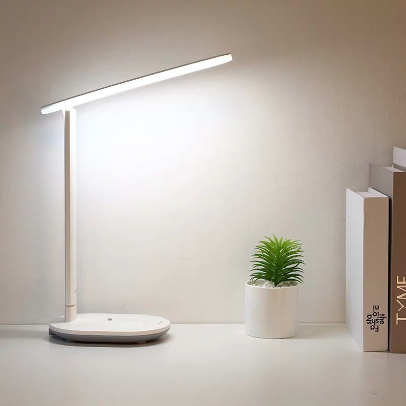 Lampa de masa cu LED
