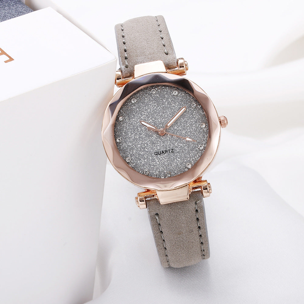 Ceas elegant de dama, cu strasuri cu efect de diamant si curea din piele