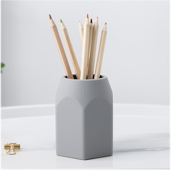 Suport elegant pentru stilouri