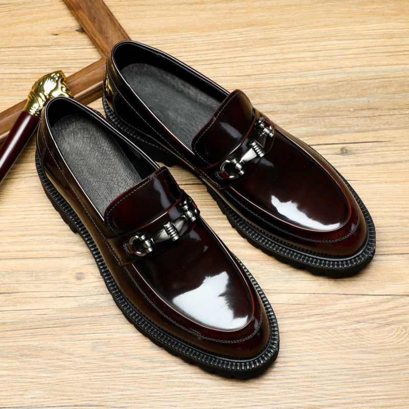 Pantofi eleganti pentru barbati stralucitori