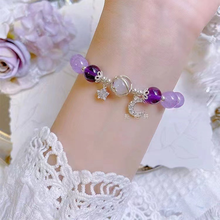 Bratara cu design feminin cu piatra sidefata usoara