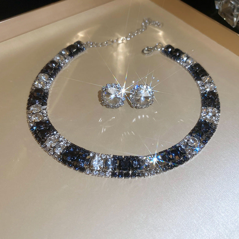 Set colier cu cercei patrati, efect de diamant
