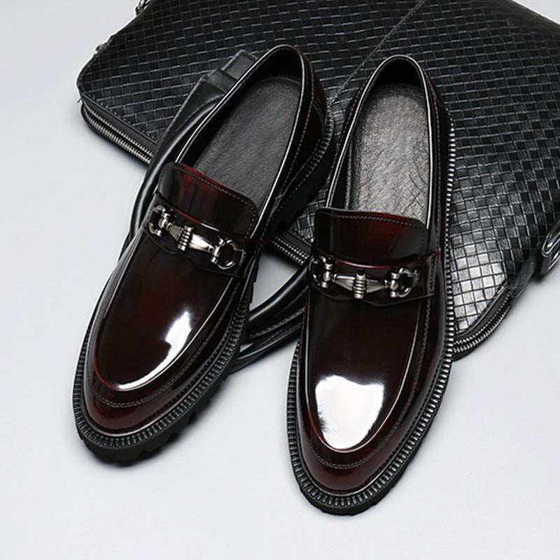 Pantofi eleganti pentru barbati stralucitori