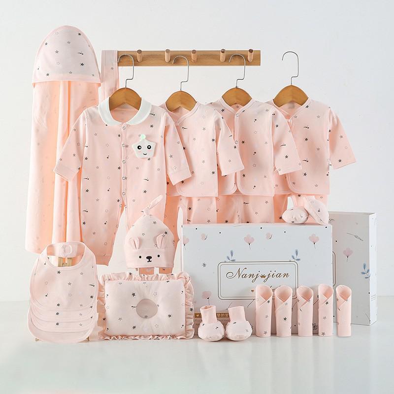 Cutie cadou pentru nou-nascuti cu Haine/Tute 16/24 bucati