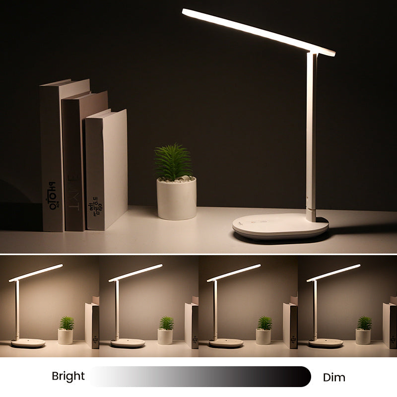 Lampa de masa cu LED