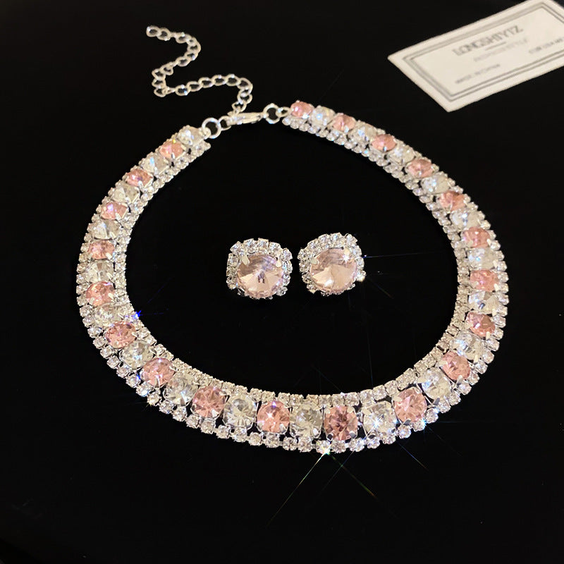 Set colier cu cercei patrati, efect de diamant