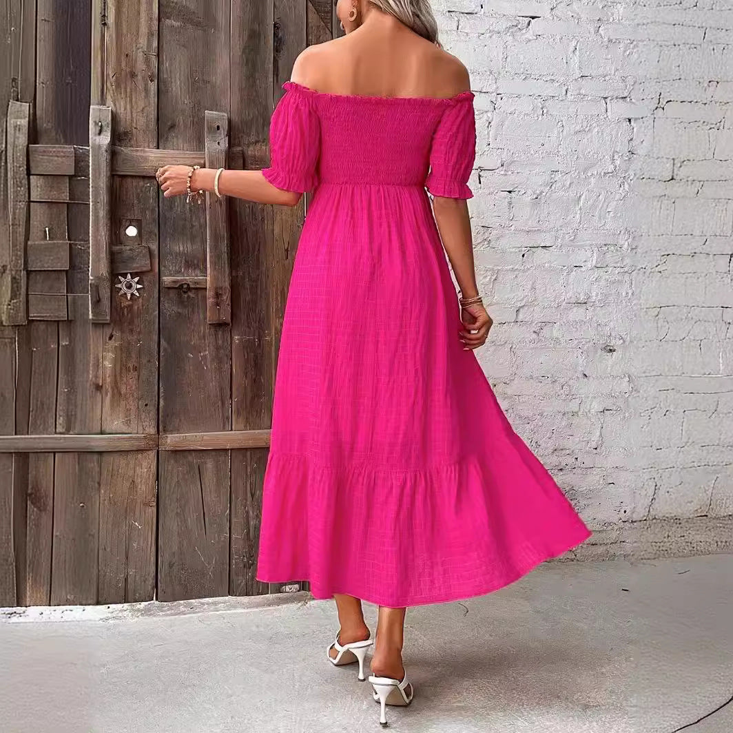 Rochie elegantă de damă cu croială slim și decolteu rotund
