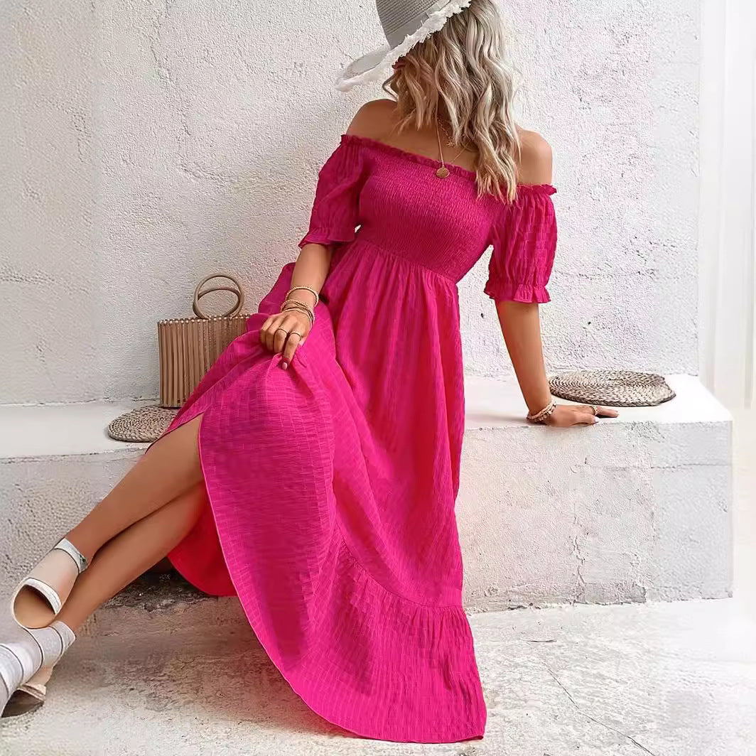 Rochie elegantă de damă cu croială slim și decolteu rotund