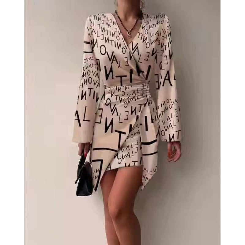 Rochie de dama cu maneca lunga, decolteu in V neregulat