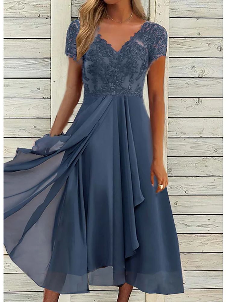 Rochie de damă din șifon de lungime medie