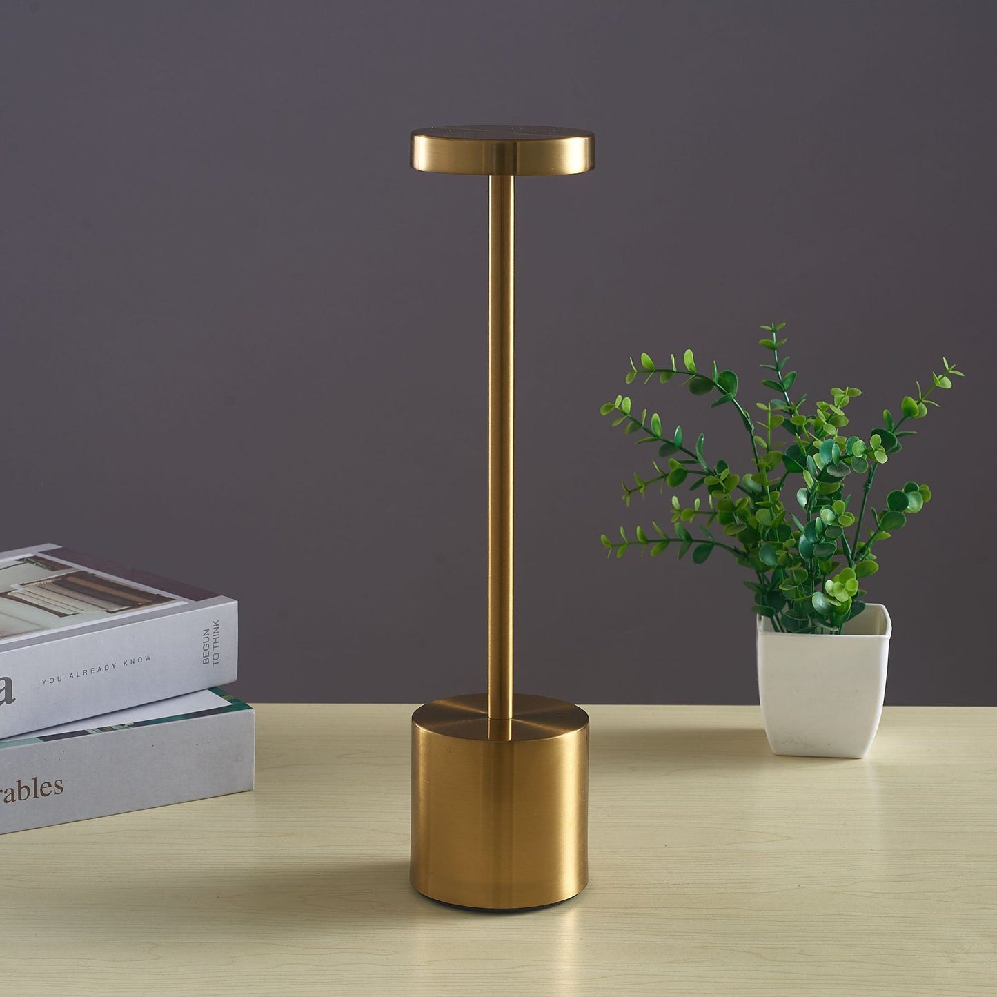 Lampă de masă cu LED-uri cu atingere nordică în formă de I