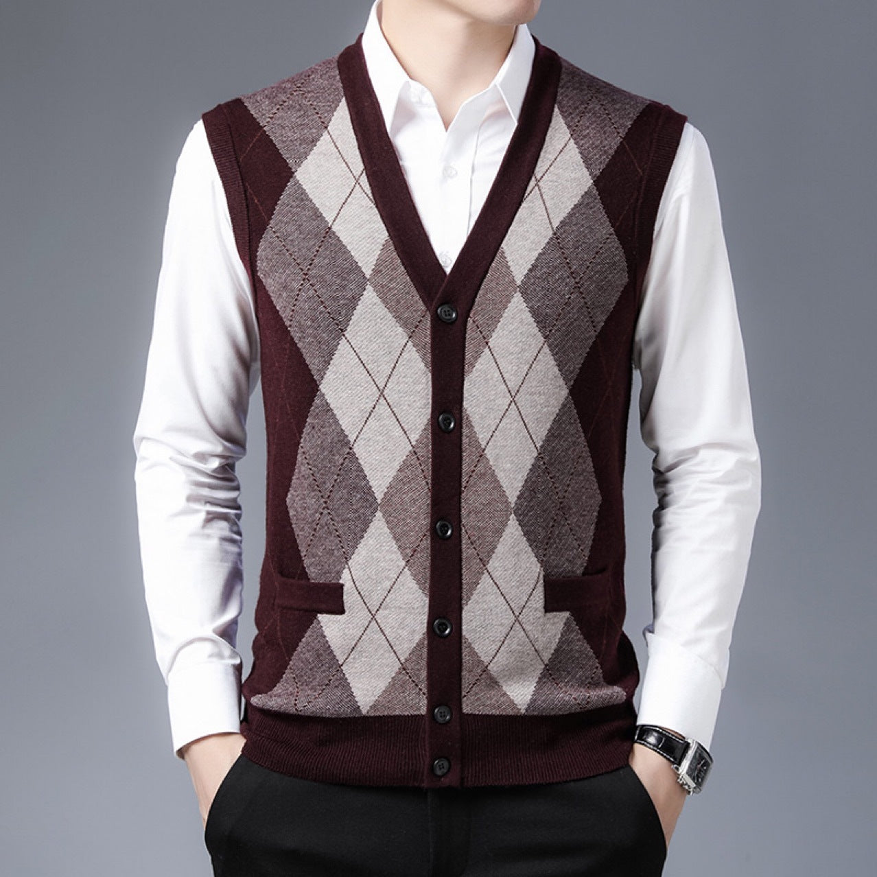 Sleeveless men's wool vest