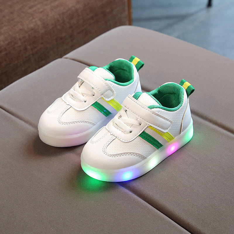 Scarpe da ginnastica per bambini con luce LED al passo