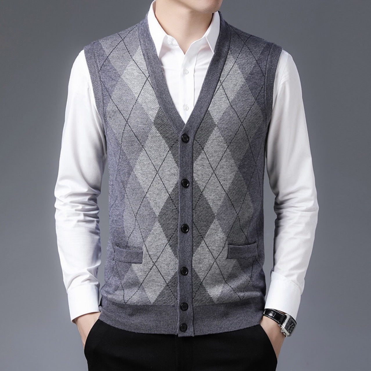 Sleeveless men's wool vest