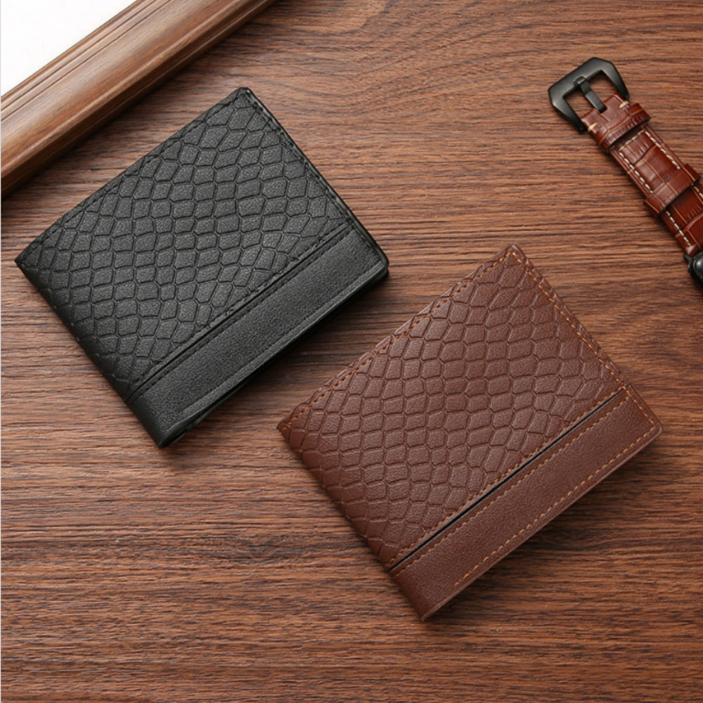 Men's Short Wallet with Leather Pattern