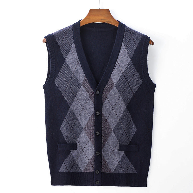 Sleeveless men's wool vest